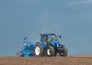 Traktory 4WD New Holland T5.115