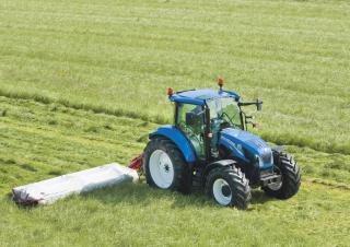 Traktory 4WD New Holland T5.115