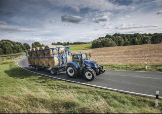 Traktory 4WD New Holland T5.120