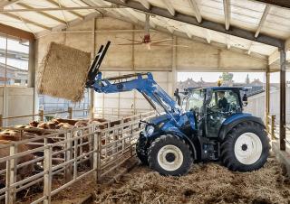 Traktory 4WD New Holland T5.130 DC 