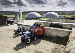 Traktory 4WD New Holland T5.75