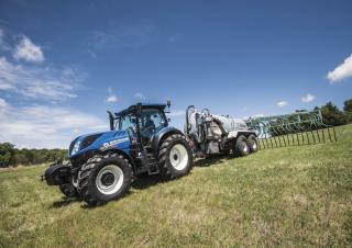 Traktory 4WD New Holland T7.165 S