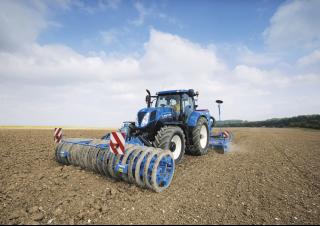 Traktory 4WD New Holland T7.210