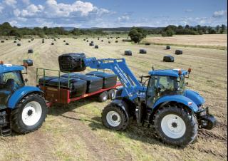 Traktory 4WD New Holland T7.210