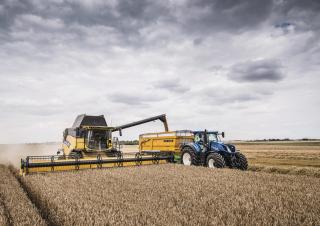 Traktory 4WD New Holland T7.290