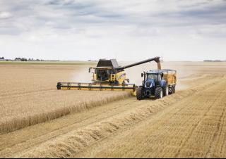 Traktory 4WD New Holland T7.290