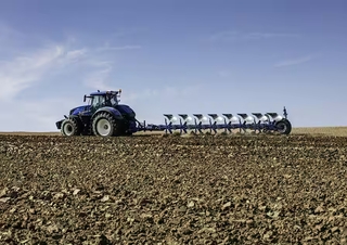 Traktory 4WD New Holland T7.315 HD