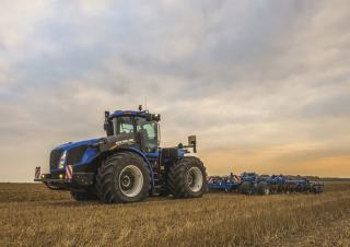 Traktory 4WD New Holland T9.480