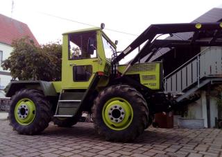 Traktory 4WD Mercedes-Benz Trac 800