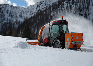 Traktory 4WD McCormick X4.50XL