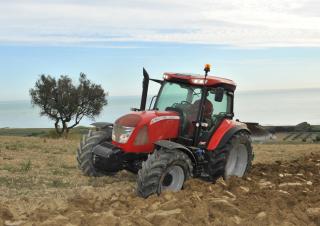 Traktory 4WD McCormick X6.420VT-Drive