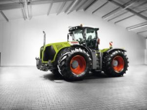Traktory 4WD Claas Xerion 2500