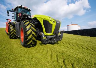 Traktory 4WD Claas Xerion 4000 Trac
