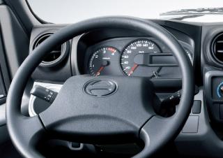 Kamiony Tuhé podvozky Hino 300 917 4x2