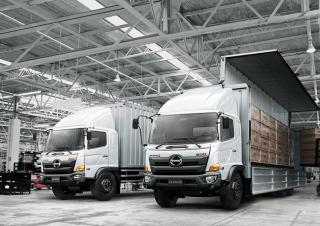 Kamiony Tuhé podvozky Hino 500 FE 1426 4x2