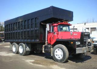 Kamiony Tuhé podvozky Mack DM-800ST CA492 Cummins NTC 300 6x4