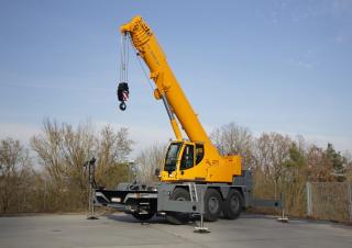 Univerzální terénní jeřáby Liebherr LTC 1050-3.1 