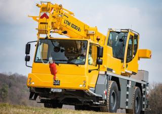 Univerzální terénní jeřáby Liebherr LTM 1030-2.1 