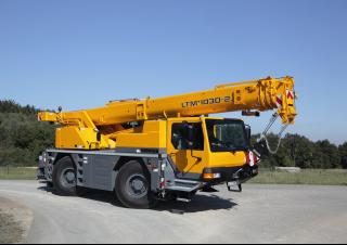 Univerzální terénní jeřáby Liebherr LTM 1030-2.1 