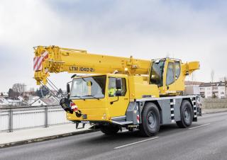 Univerzální terénní jeřáby Liebherr LTM 1040-2.1 