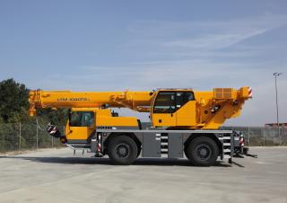 Univerzální terénní jeřáby Liebherr LTM 1040-2.1 