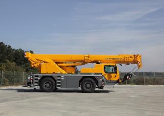 Univerzální terénní jeřáby Liebherr LTM 1040-2.1 