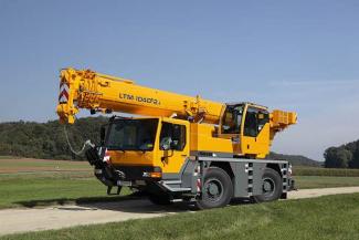 Univerzální terénní jeřáby Liebherr LTM 1040-2.1 