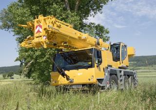 Univerzální terénní jeřáby Liebherr LTM 1050-3.1 
