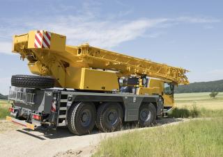 Univerzální terénní jeřáby Liebherr LTM 1050-3.1 