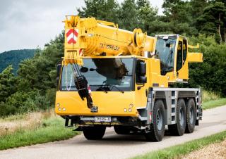 Univerzální terénní jeřáby Liebherr LTM 1055-3.2 