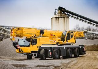 Univerzální terénní jeřáby Liebherr LTM 1090-4.2 