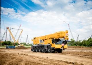 Univerzální terénní jeřáby Liebherr LTM 1100-5.2 