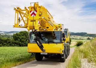 Univerzální terénní jeřáby Liebherr LTM 1130-5.1 