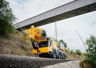 Univerzální terénní jeřáby Liebherr LTM 1150-5.3