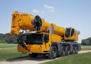 Univerzální terénní jeřáby Liebherr LTM 1160-5.2 