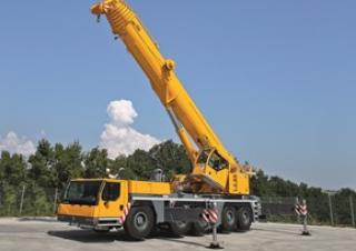 Univerzální terénní jeřáby Liebherr LTM 1200-5.1 