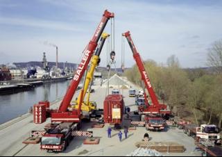 Univerzální terénní jeřáby Liebherr LTM 1200-5.1 