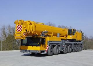 Univerzální terénní jeřáby Liebherr LTM 1400-7.1 