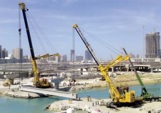 Univerzální terénní jeřáby Liebherr LTM 1500-8.1