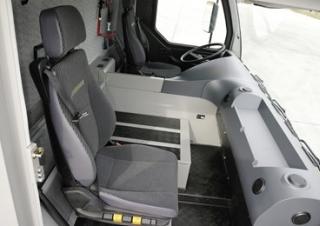 Univerzální terénní jeřáby Liebherr LTM 1500-8.1