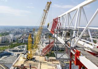 Věžové trolejové jeřáby s horní otočí Liebherr 200 DR 5/10 Litronic