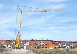 Věžové trolejové jeřáby se spodní otočí Liebherr 13 HM
