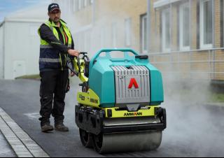 Válce Vibrační příkopové válce Ammann ARW 65