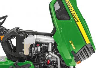 Zahradní traktory a ridery John Deere X948
