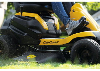 Zahradní traktory a ridery Cub Cadet LR2 ES76
