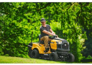 Zahradní traktory a ridery Cub Cadet LT3 PR105