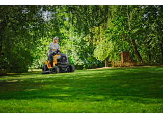 Zahradní traktory a ridery Cub Cadet LT3 PS107