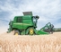 Sklízecí mlátičky John Deere T670 