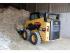 Smykem řízené nakladače Caterpillar 242D