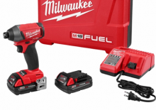 Akumulátorové rázové utahováky a šroubováky Milwaukee 2753-22CT
